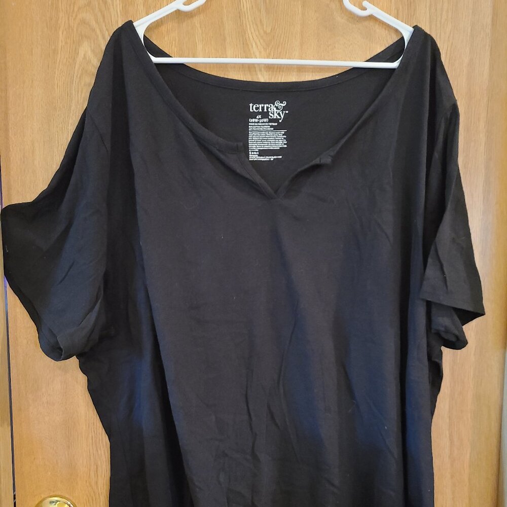 Terra & Sky Black Short Sleeve T-Shirt Size 4X